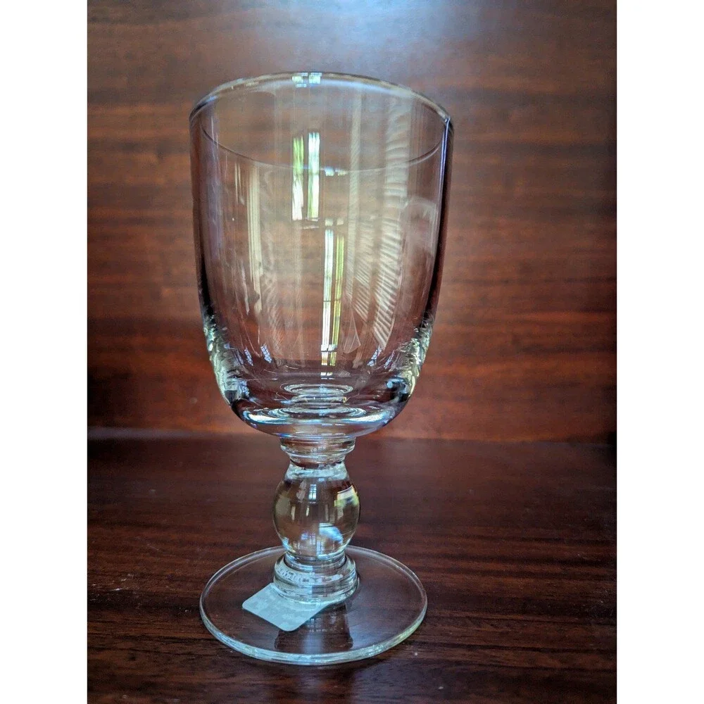 NEW Williams-Sonoma Edward water wine goblet glass